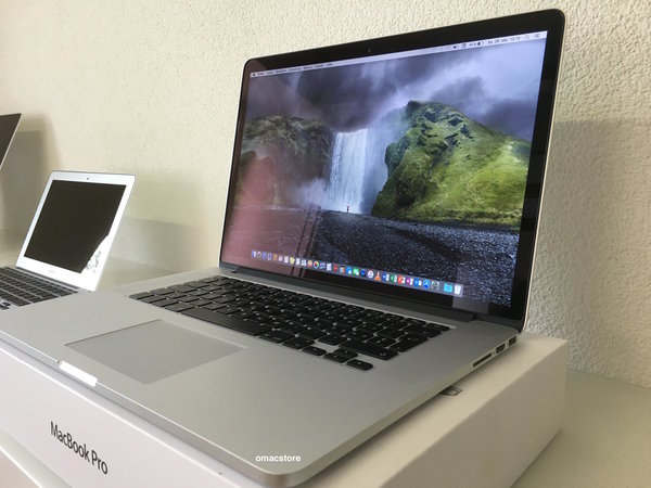 MacBook Pro 15 Retina QuadCore i7 2.5GHz 16GB  1TB SSD